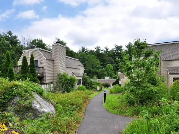 54 Library Ln Unit 54, Simsbury, CT 06070