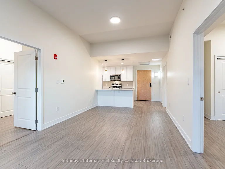121 Mary St #416 — Photo 12