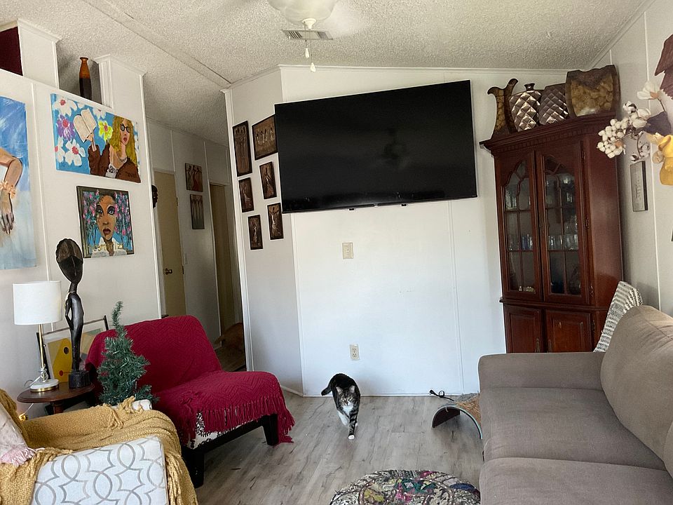 2nd image of 2816 NW 64th Ave