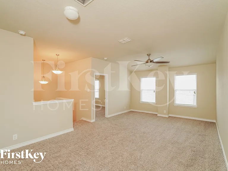 8715 Ritter Ldg — Photo 8