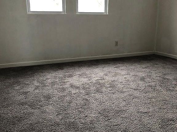 3rd image of 7404 Torresdale Ave