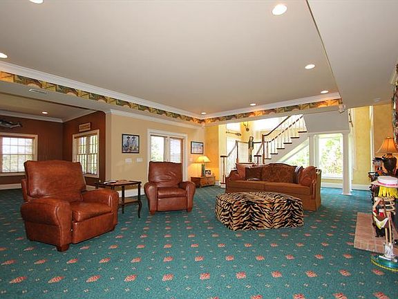 5th image of 5005 Taft Pl