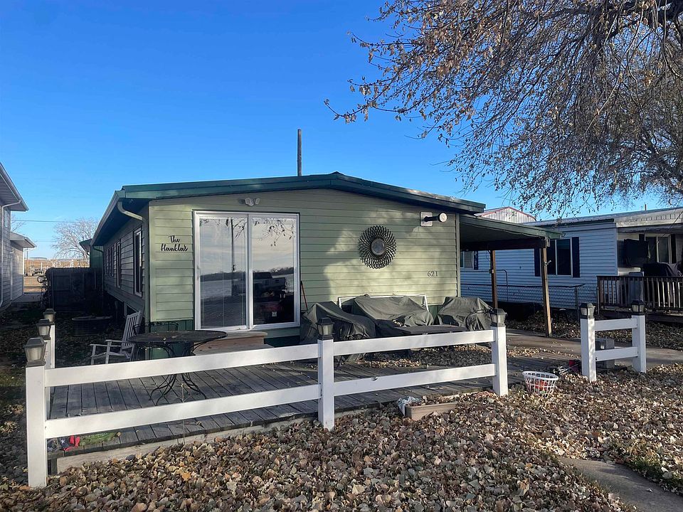 1st image of 621 Frontier Lane