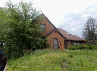 905 East Broadway, Steeleville, IL