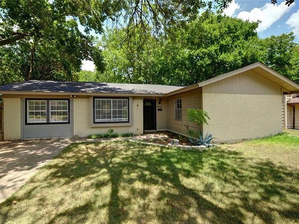 1st image of 814 Emerald Wood Dr