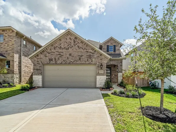 2035 Woodgate Ln, Tomball, TX 77375