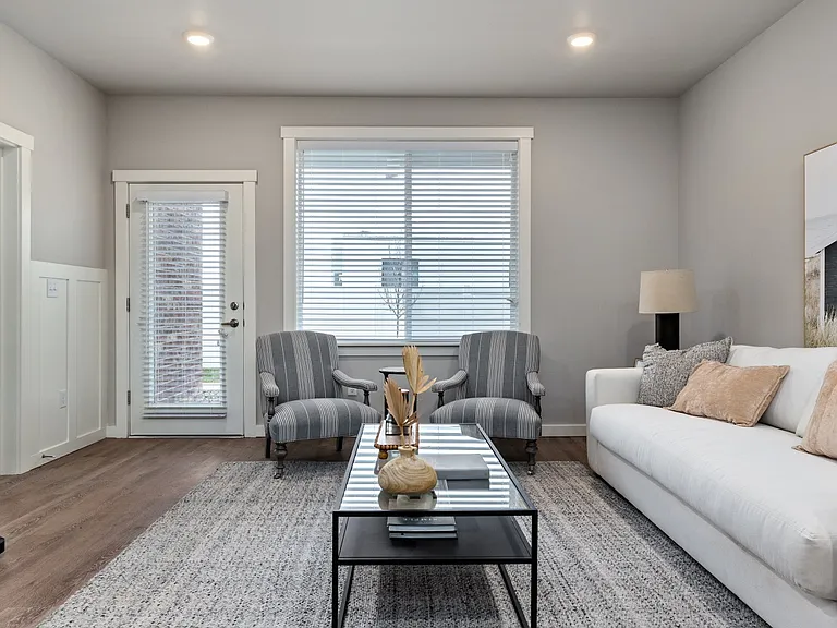 1135 Latitude Cir — Photo 7