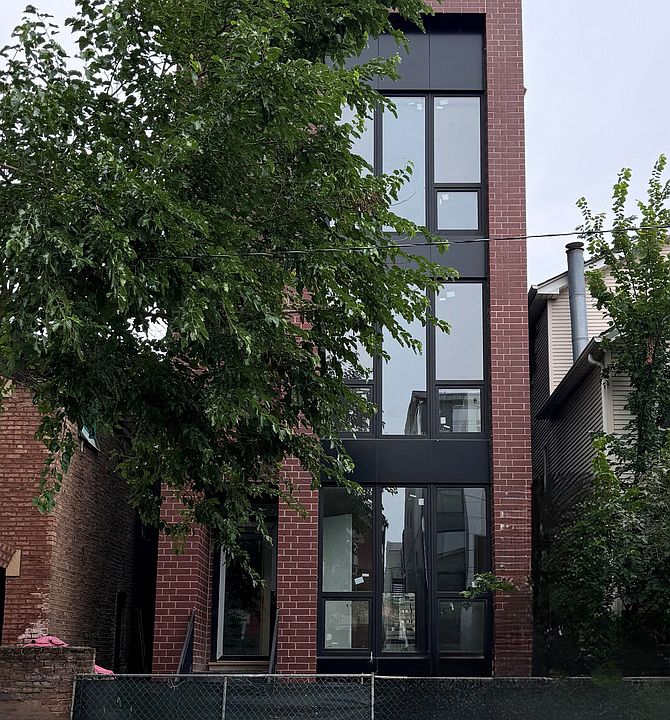 1st image of 1842 W Iowa St Unit 2