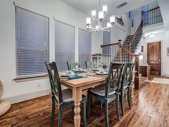 5th image of 3049 Martello Ln