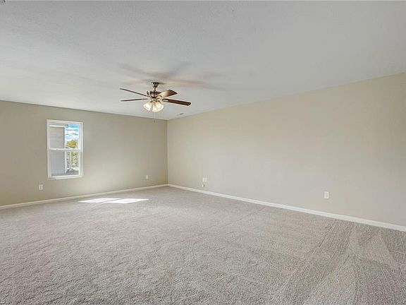 4th image of 134 Sumter Ct