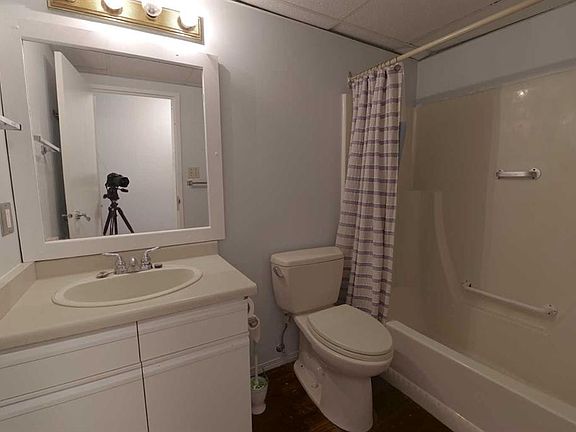 5th image of 1237 N 4th Ave S #332
