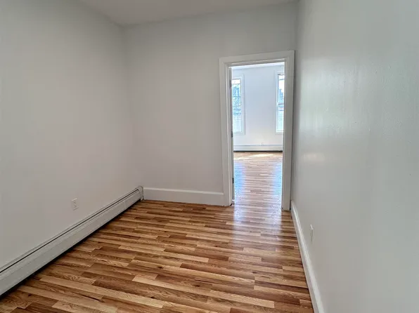 212 15th Street image 4 of 9