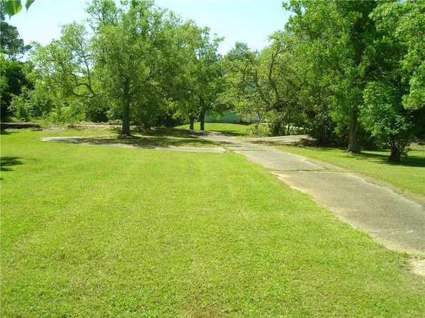 34130 Laurent Rd, Slidell, LA 70460