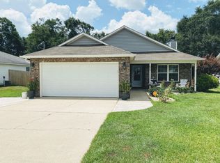 6079 White Creek Ln, Milton, FL 32570