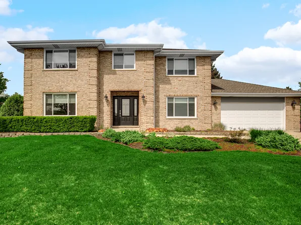 22250 Heritage Dr, Frankfort, IL 60423