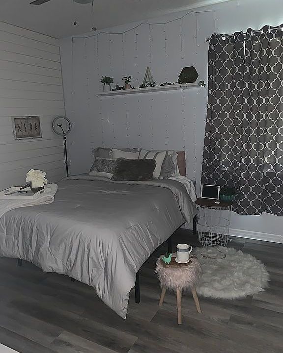 1st image of 460 Venetian Villa Dr