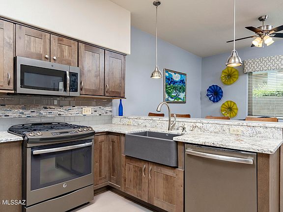 3rd image of 7456 E Calle Infinito