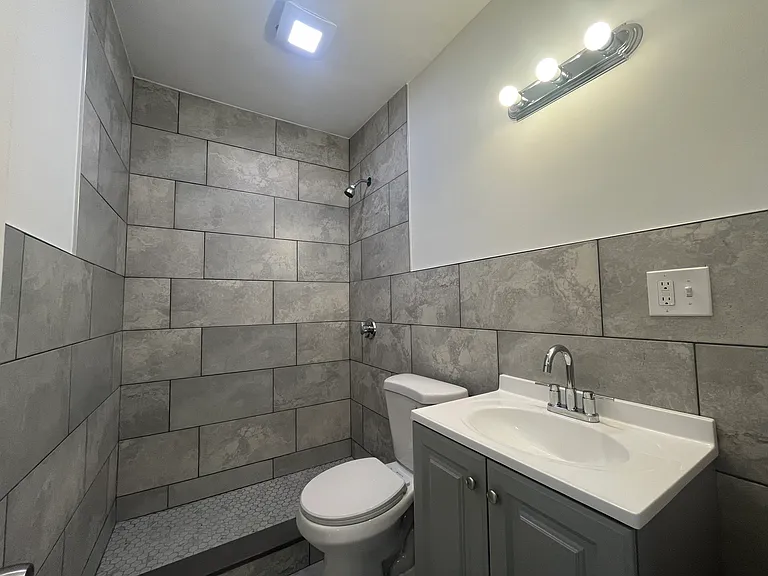61 Fox St #1 — Photo 2