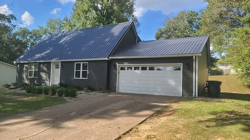 118 Annecy Ct photo 1