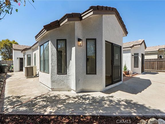 5th image of 1223 Clearspring Dr