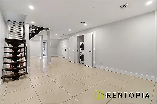Rented by Rentopia | media 8