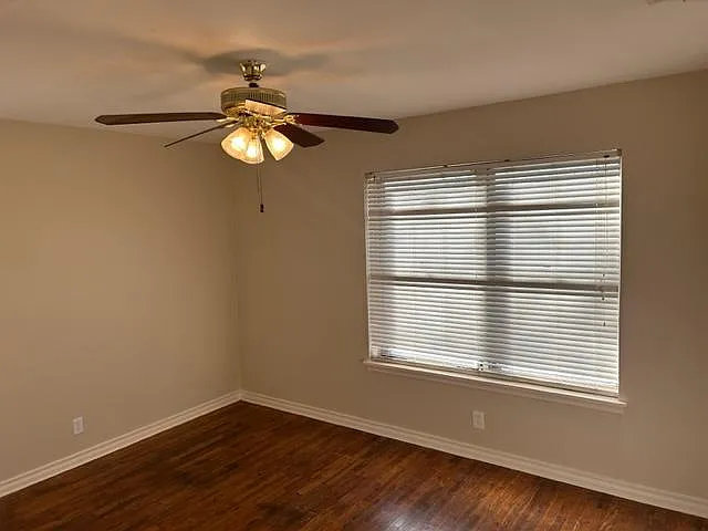 303 S Ballard Ave — Photo 7