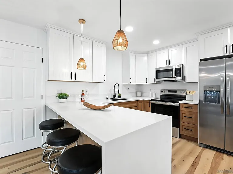 1817 E Grand Ave #77 — Photo 7