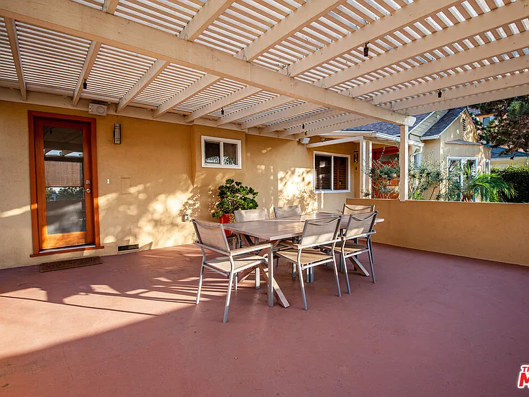 5226 College View Ave — Photo 16