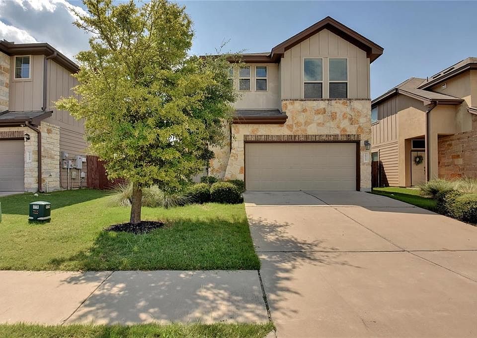 2nd image of 16212 Travesia Way