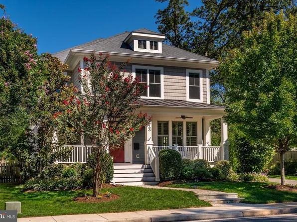 413 N Lincoln St, Arlington, VA 22201