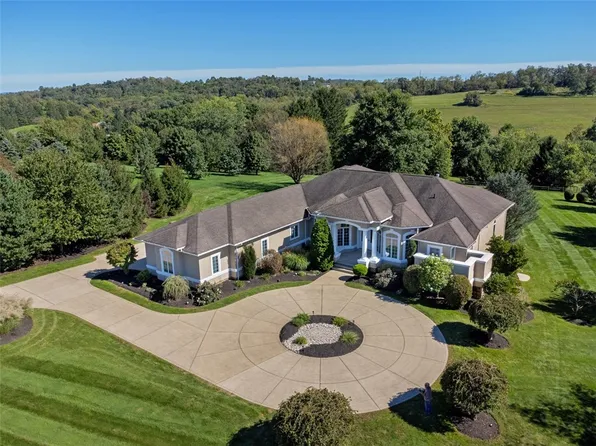 737 Lindwood Dr, Greensburg, PA 15601