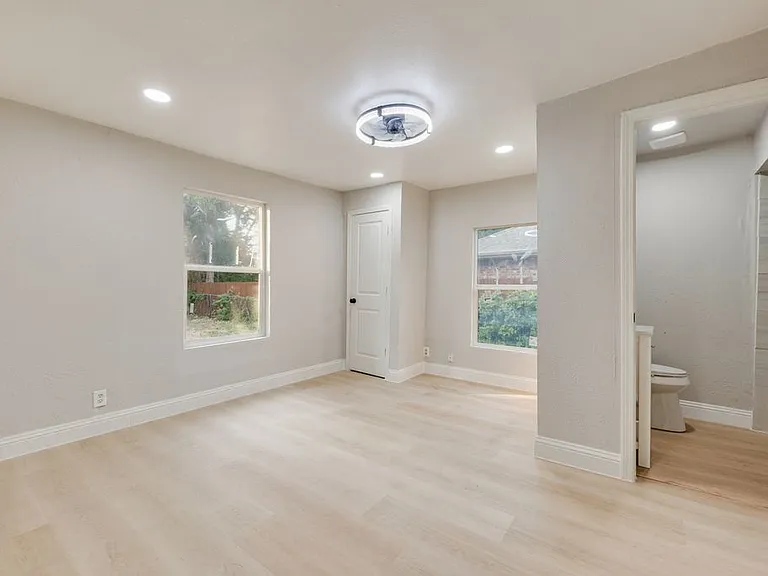 3703 Bertrand Ave — Photo 13