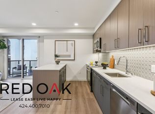 5717 Carlton Way #606, Los Angeles, CA 90028