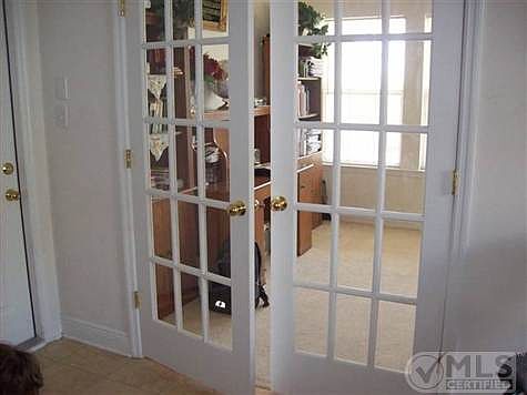 5th image of 960 Beaver Creek Way #1