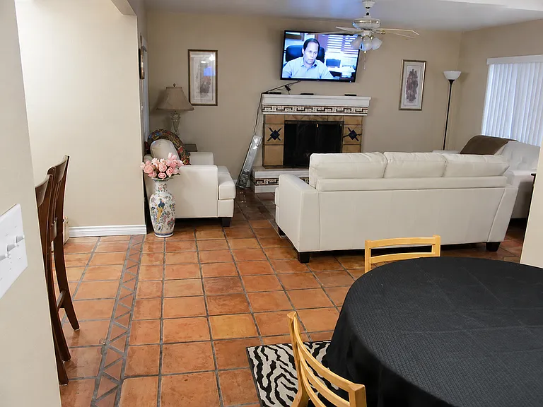 1301 W Rio Salado Pkwy — Photo 4