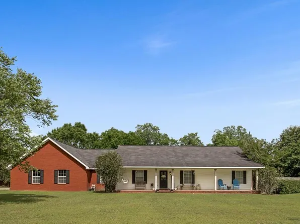1077 Gus Love Rd, Ashford, AL 36312