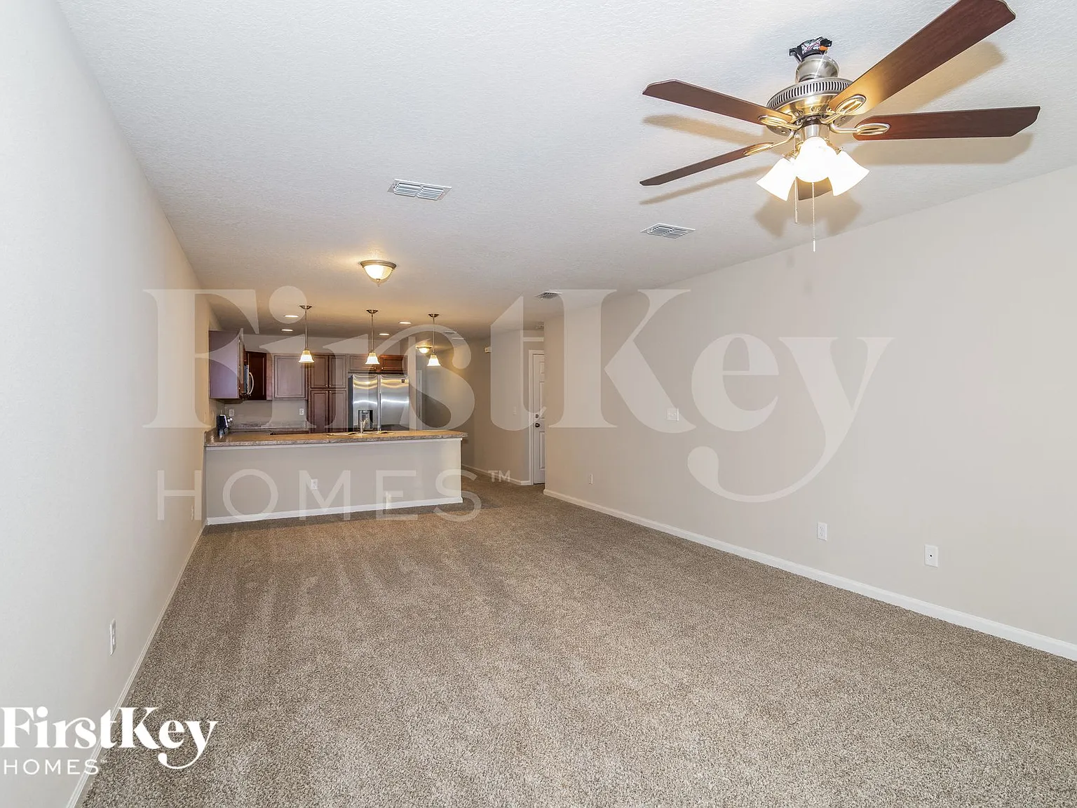 3 bed, 2.0 bath, 1280 sqft, $1,945 — Photo 3