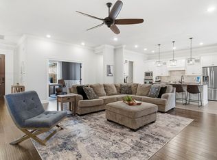 970 Clark Cir, Bentonville, AR 72713