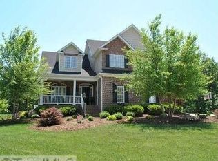5490 Taylors Run Dr, Clemmons, NC 27012