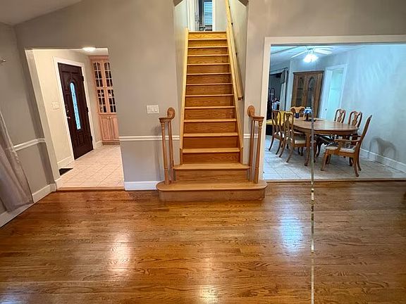 3rd image of 453 Echo Rd