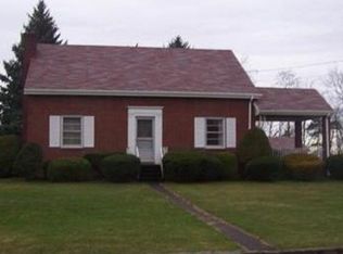 20 Penn Ave, Latrobe, PA