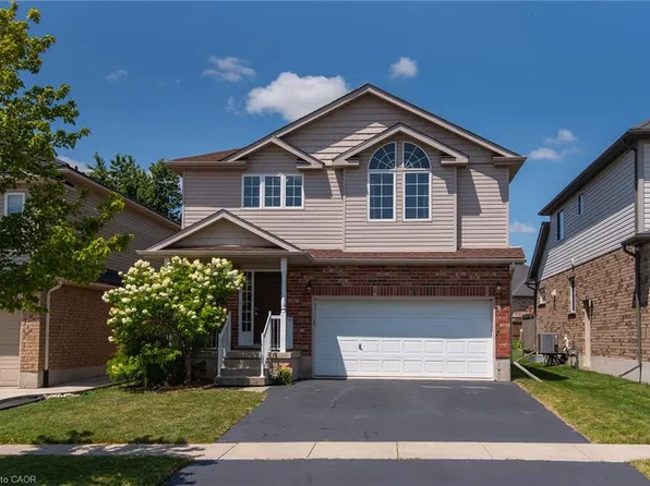 24 Joseph Lichti Ln, Wilmot, ON N3A 4S3