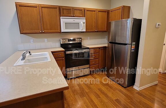 5th image of 9606 191st Street Ct E