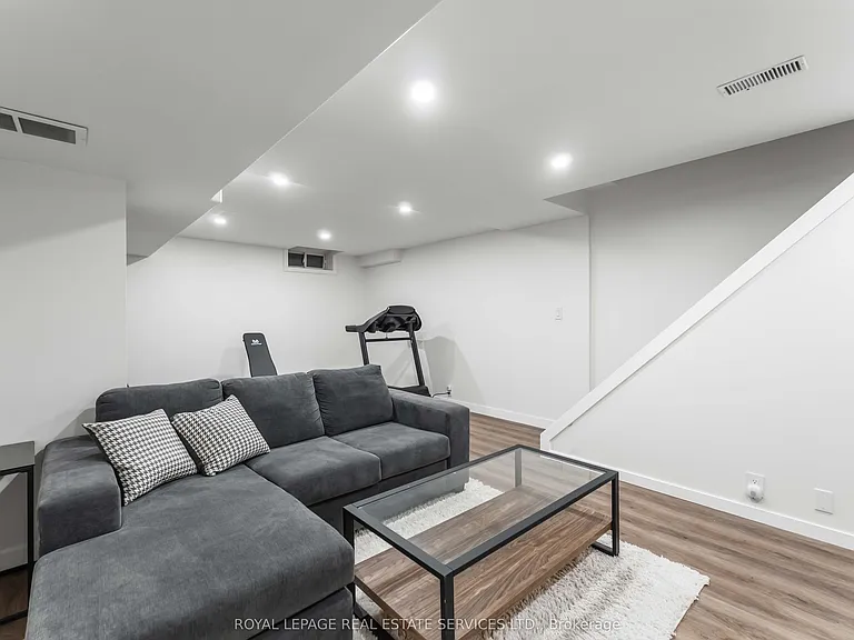 13 Newell Ct — Photo 23
