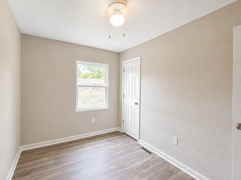 4021 Sloop Trl — Photo 15