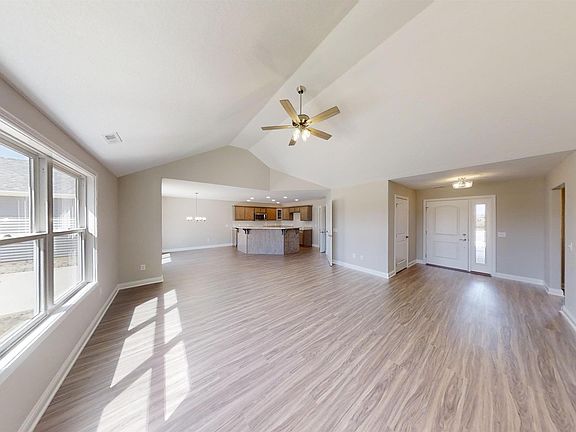 3rd image of 3212 E Buell Ct