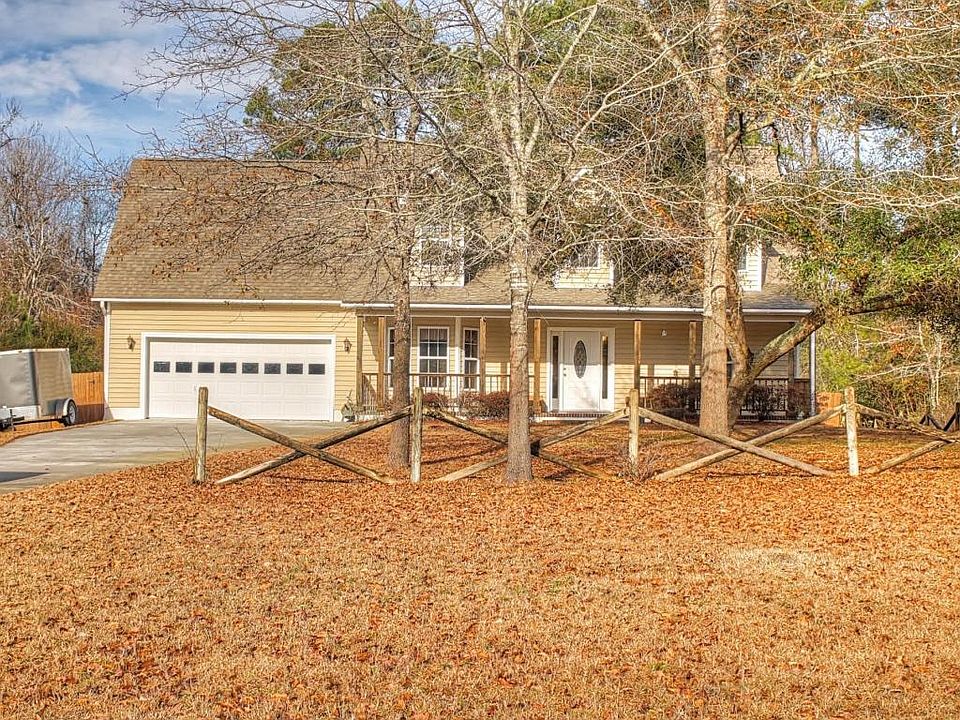 1st image of 106 Cherry Ln