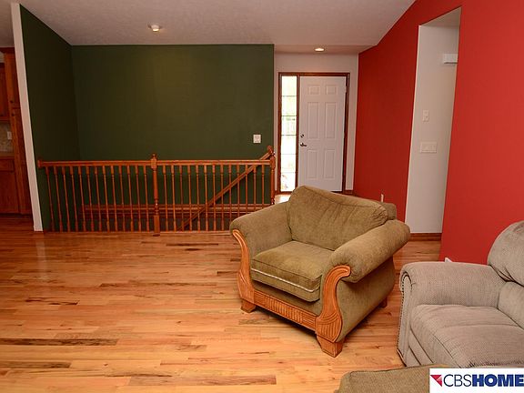 4th image of 2304 Moore Dr