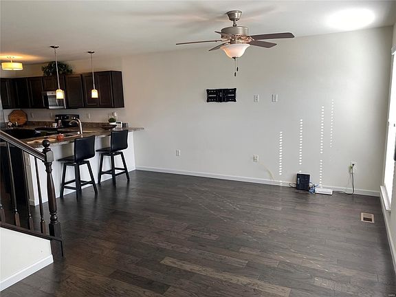 3rd image of 1855 Basston Dr