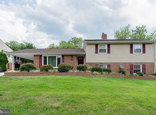 13203 Whiteholm Dr, Upper Marlboro, MD 20774